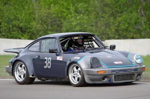 Craig Stephens' ITE-1 Porsche 911 after losing its windshield.