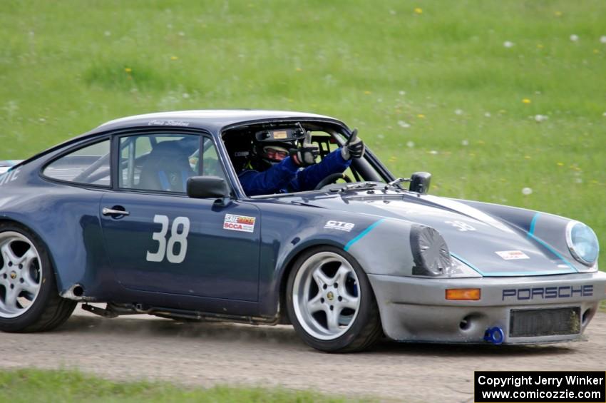 Craig Stephens' ITE-1 Porsche 911 after losing its windshield.