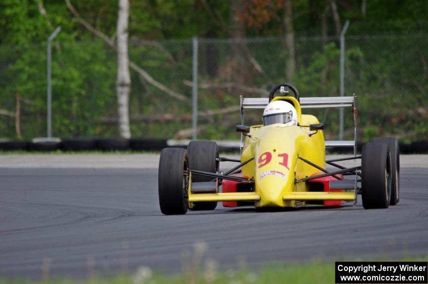 Mike Fowler's Van Diemen RF96 Formula Continental