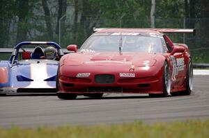 John Boos' SU Chevy Corvette and Jed Copham's SU Radical SR3