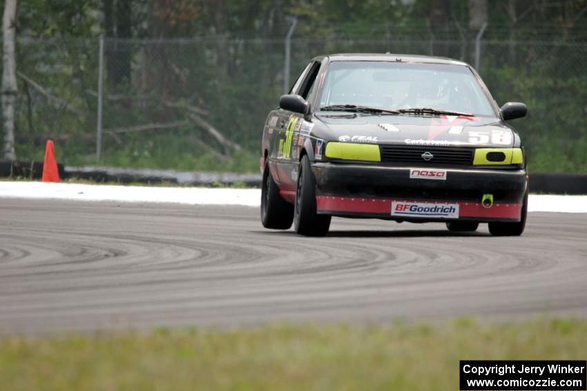 Brett Westcott's PTE Nissan Sentra SE-R