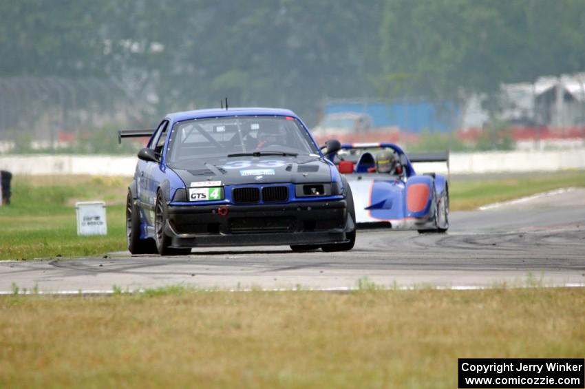 Terry Orr's GTS4 BMW M3 and Jed Copham's SU Radical SR3