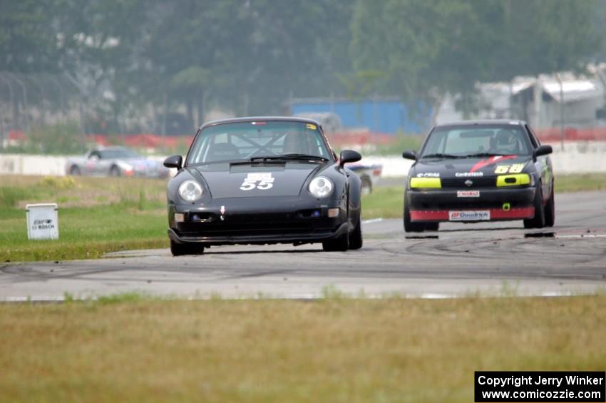 Phil Magney's GTS4 Porsche 993 and Brett Westcott's PTE Nissan Sentra SE-R