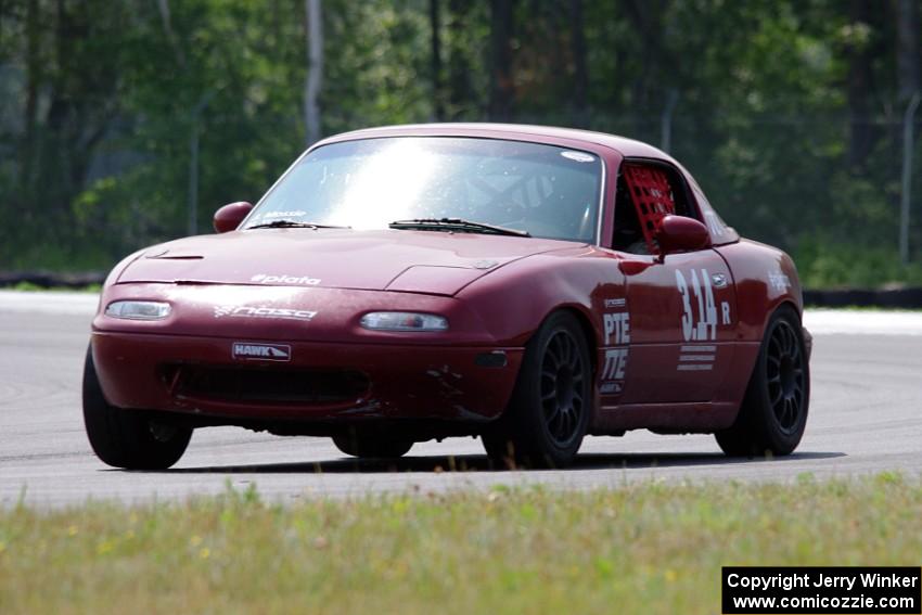 Nick Scott's PTE Mazda Miata