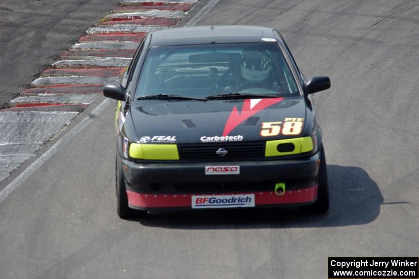 Brett Westcott's PTE Nissan Sentra SE-R