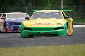 John Baucom's Ford Mustang and Lawrence Loshak's Ford Mustang