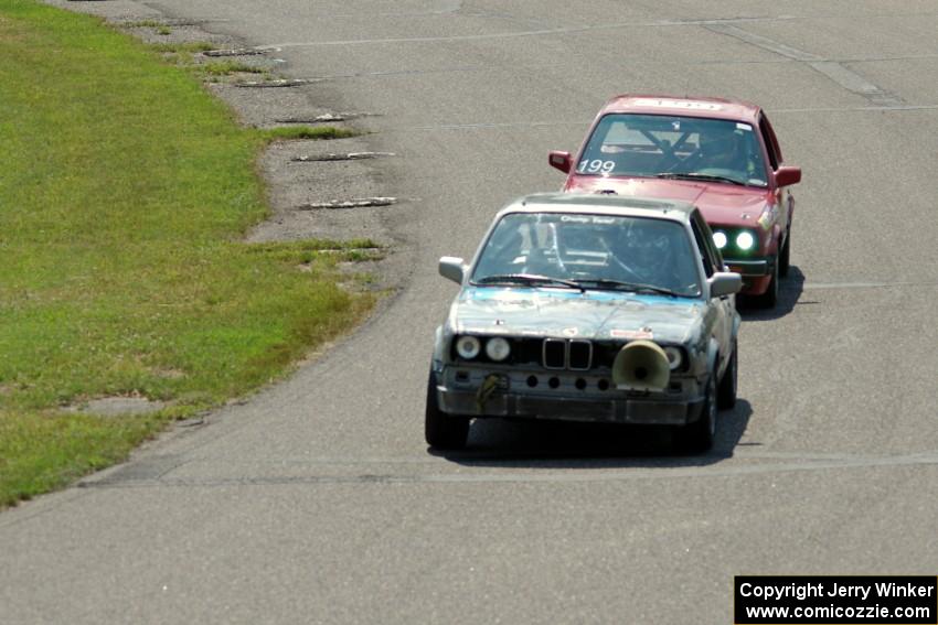 Chump Faces BMW 325is and Cheap Shot Racing BMW 325is