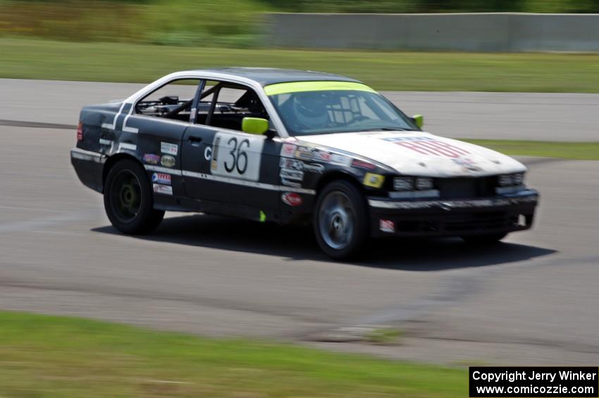 Ambitious But Rubbish Racing BMW 325