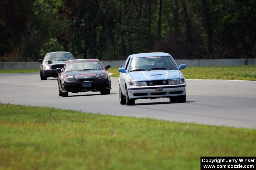 Fart-Hinder Racing SAAB 9-3, Left Shark Racing Hyundai Tiburon and Moss Racing Ford Crown Victoria