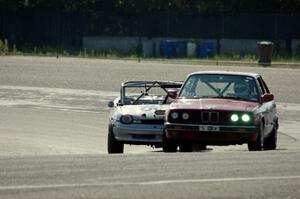 Cheap Shot Racing BMW 325is and NNM Motorsports Dodge Neon