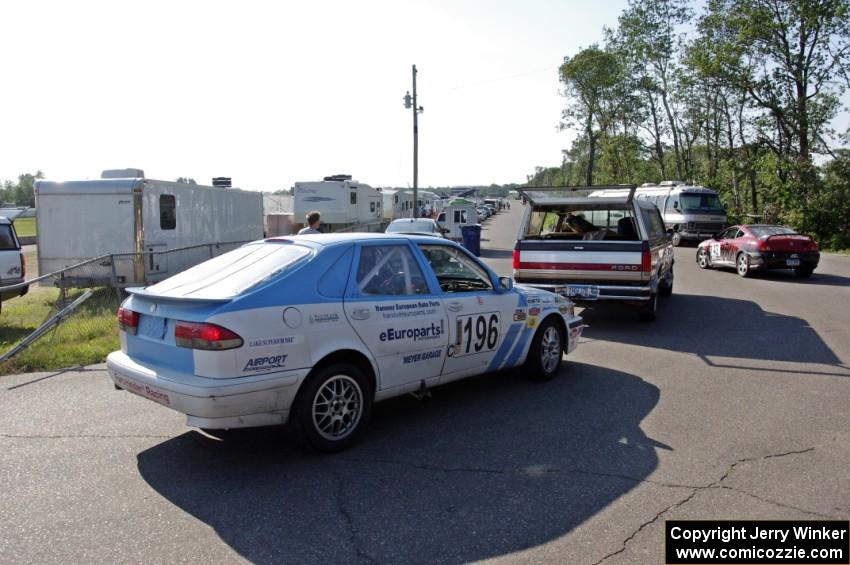 Fart-Hinder Racing SAAB 9-3 team packs it in with a bad clutch.