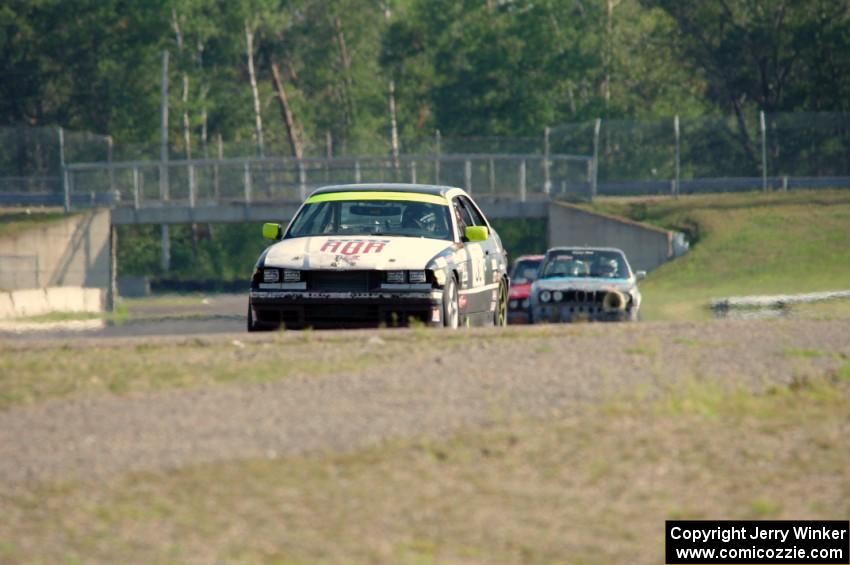 Ambitious But Rubbish Racing BMW 325, Chump Faces BMW 325is and Probs Racing BMW 325is