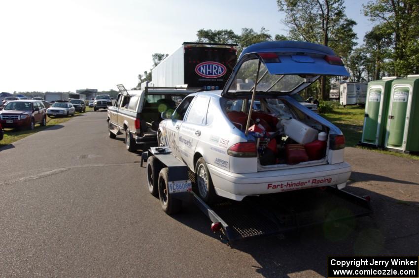 Fart-Hinder Racing SAAB 9-3 team packs it in with a bad clutch.