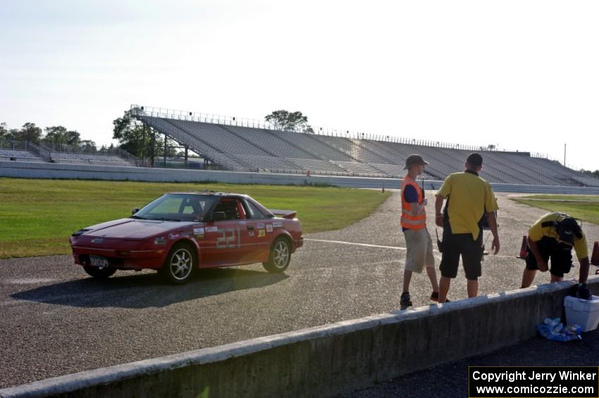 Teufel Hunden Toyota MR-2 comes into the pits.