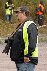 Rally-America photographer Scott Rains at the SS1 (Green Acres I) spectator area.