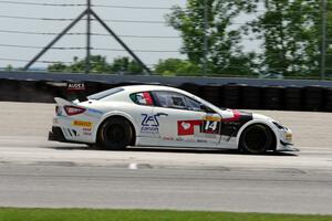 Mauro Trentin's Maserati Trofeo goes wide at turn one.