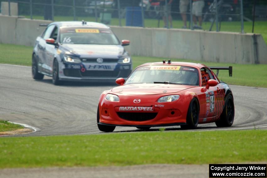 Austin Snader's Mazda MX-5 and Alex Welch's VW Jetta GLI