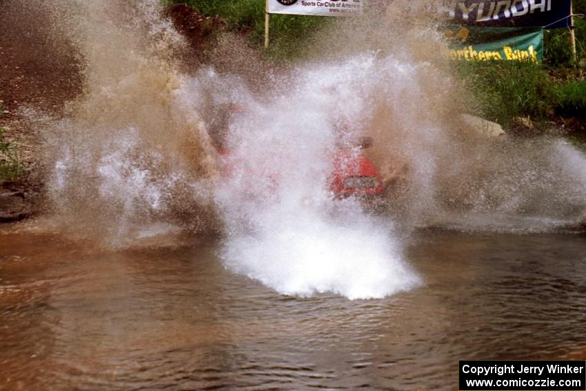 Charles Sherrill / Bryan O'Neal Honda CRX Si at the flying finish of Stony Crossing, SS1.