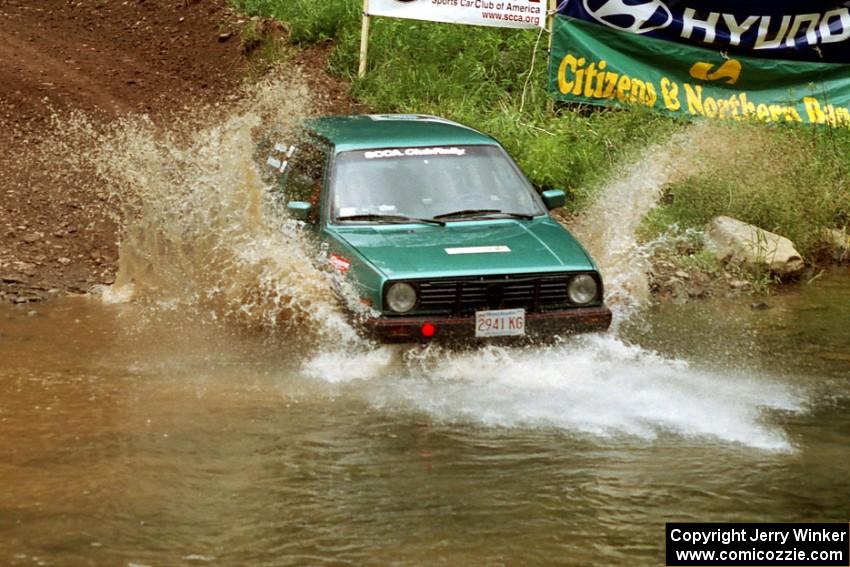 Serguei Grichetchkine / Ksenia Prokofjeva VW GTI at the flying finish of Stony Crossing, SS1.