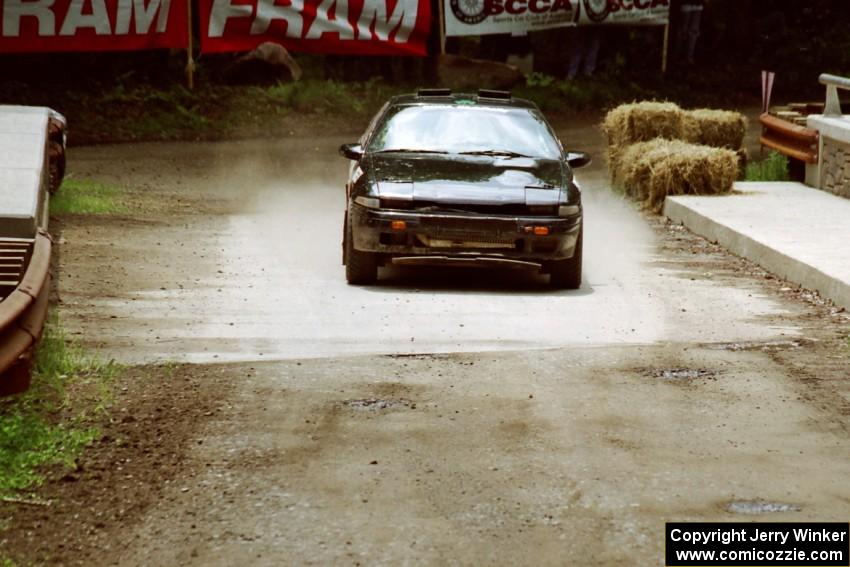 Niall Donnelly / Eoin McGeough Mitsubishi Eclipse comes through the spectator area at Phasa, SS4.