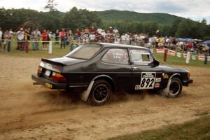 James Fox / Ethan Maass SAAB 900 at the finish of SS1, Mexico Rec.