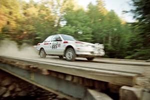 Ted Mendham / Lise Mendham Nissan Sentra SE-R on SS3, E. Town East.