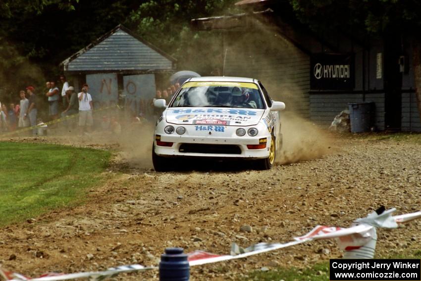 Guy Anderson / Alex Gelsomino Acura Integra Type R at the finish of SS1, Mexico Rec.