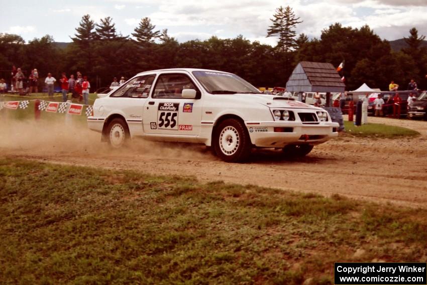 Colin McCleery / Jeff Secor Ford Sierra XR4i at the finish of SS1, Mexico Rec.