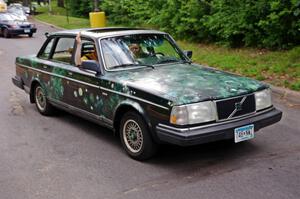 ArtCar 28 - Volvo 240