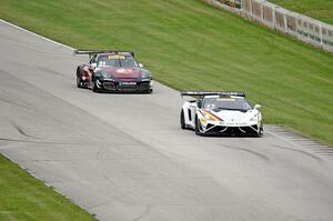 Tomas Enge's Lamborghini Gallardo GT3 FL2 and Ryan Dalziel's Porsche 911 GT3R