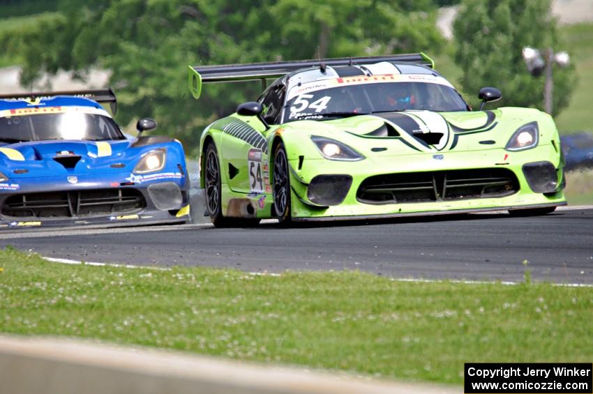 Tim Pappas' SRT Viper GT3R and Dan Knox's SRT Viper GT3R