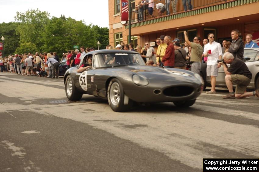 Russell Gee's Jaguar XKE L/W Coupe