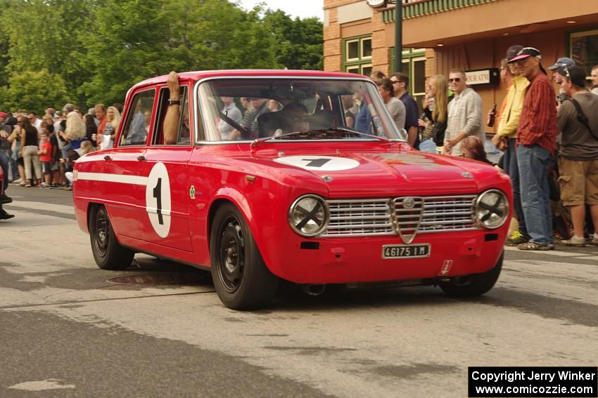 Allan Thom's Alfa Romeo Giulia Ti