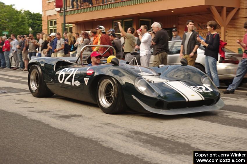 Tom Shelton's Lola T-70 Spyder