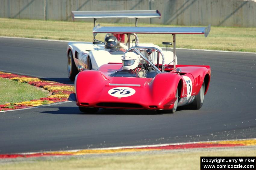 Brian Blain's Lola T-163 and Michael Moss' Lola T-163