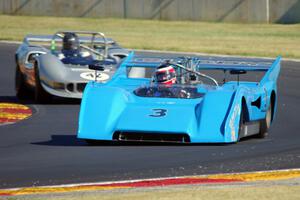 Jim Stengel's McLaren M8F and Farrell Preston's McLaren M1B