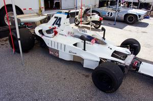 Barry Blackmore's Lola T-332 and Lilo Ben-Zicron's Lola T-70 Mk. I