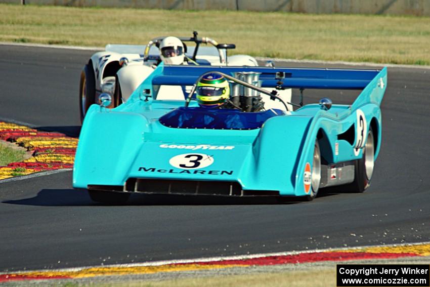 Rick Knoop's McLaren M8F and Louis Casazza's McKee Mk. 7