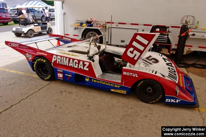 Cal Meeker's Lola T-294