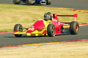 Nelson Lampert's Van Diemen RF88