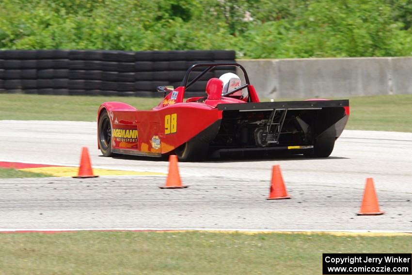 Skip Pfeffer's Lola T-87/90