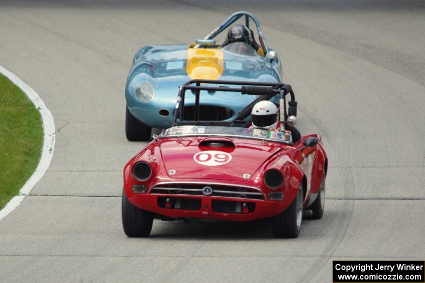 Charles Glapinski's Sunbeam Tiger and Debbie Graves' Jaguar XKE Roadster