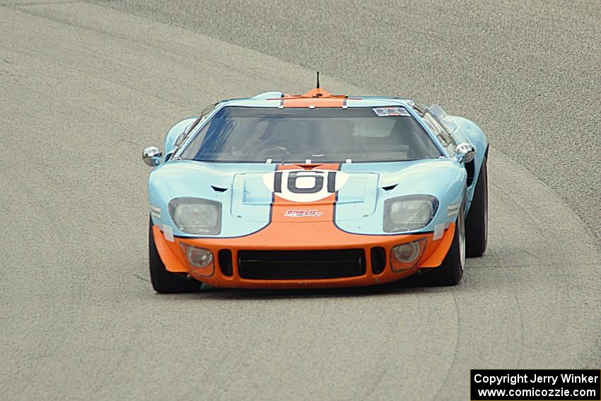 Mac McCombs' Ford GT40