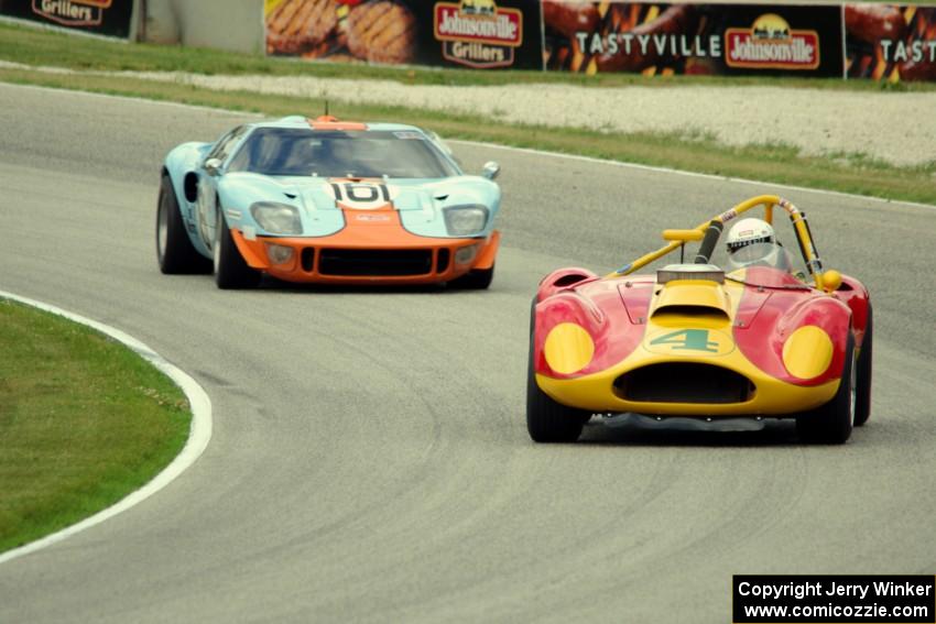 David Jahimiak's Devin-Chevy Special and Mac McCombs' Ford GT40