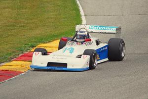 Joe Hish's Chevron B42