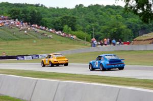 Garron Haycock's and Craig Taylor's Porsche 911 RSRs