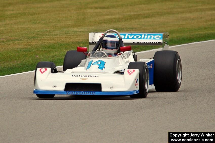 Joe Hish's Chevron B42