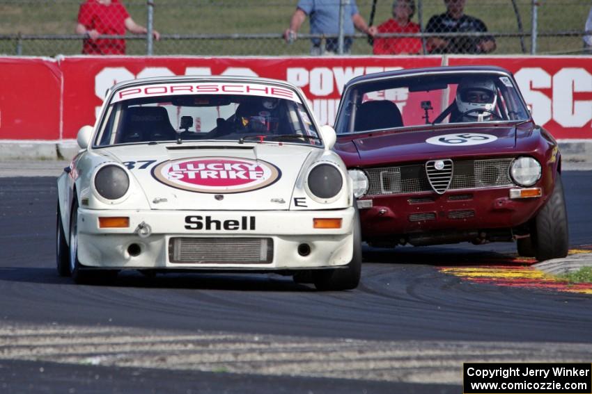 Tyler Farner's Porsche 911 SC and Mike Pranka's Alfa Romeo GTV