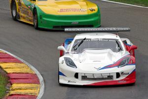 Simon Gregg's Chevy Corvette and John Baucom's Ford Mustang