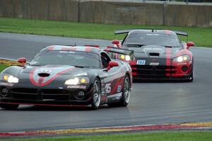 Cindi Lux's Dodge Viper and Lee Saunders' Dodge Viper